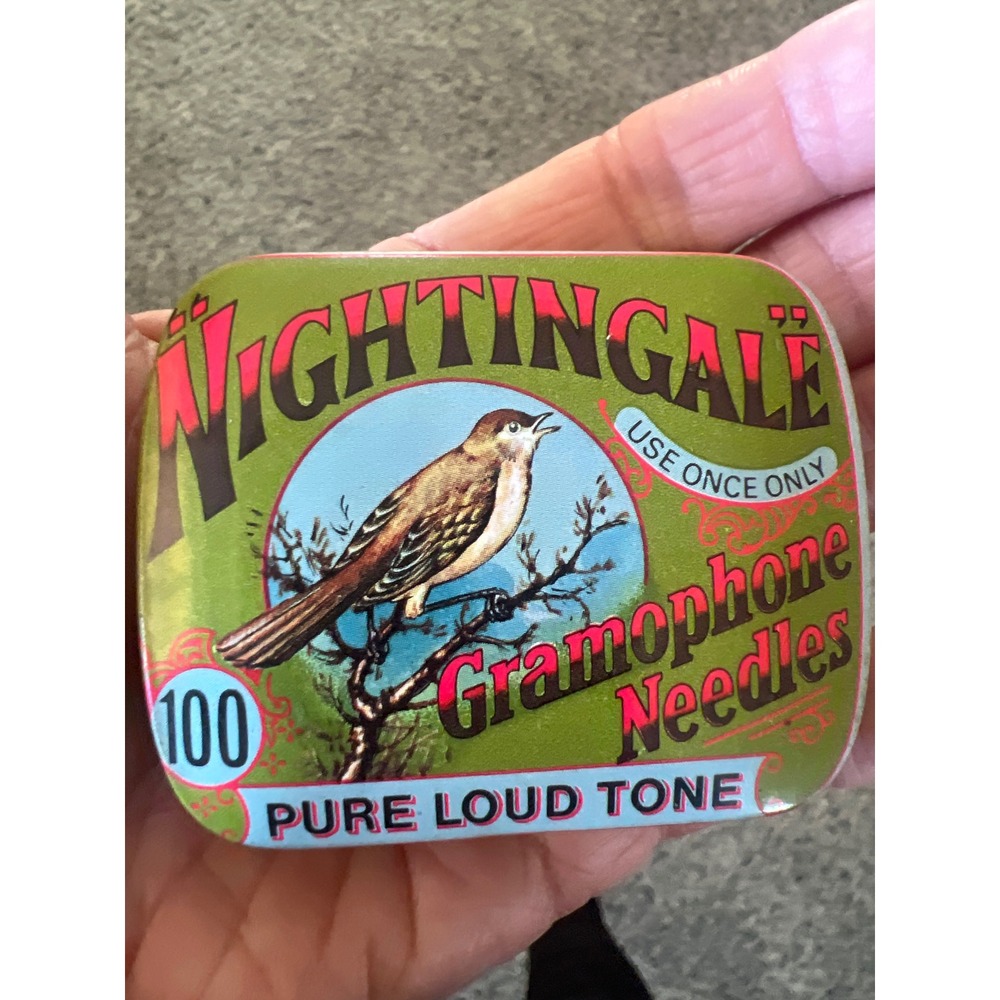 Nightingale Gramophone Needles Tin 100 Pure Loud Tone Vintage Collectible‎ Tin